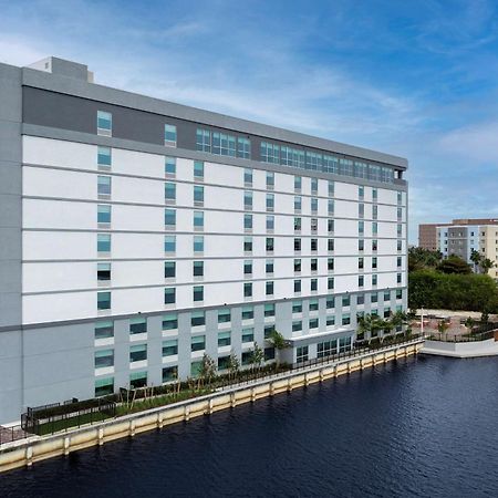 Home2 Suites By Hilton Miami Airport South Blue Lagoon Экстерьер фото